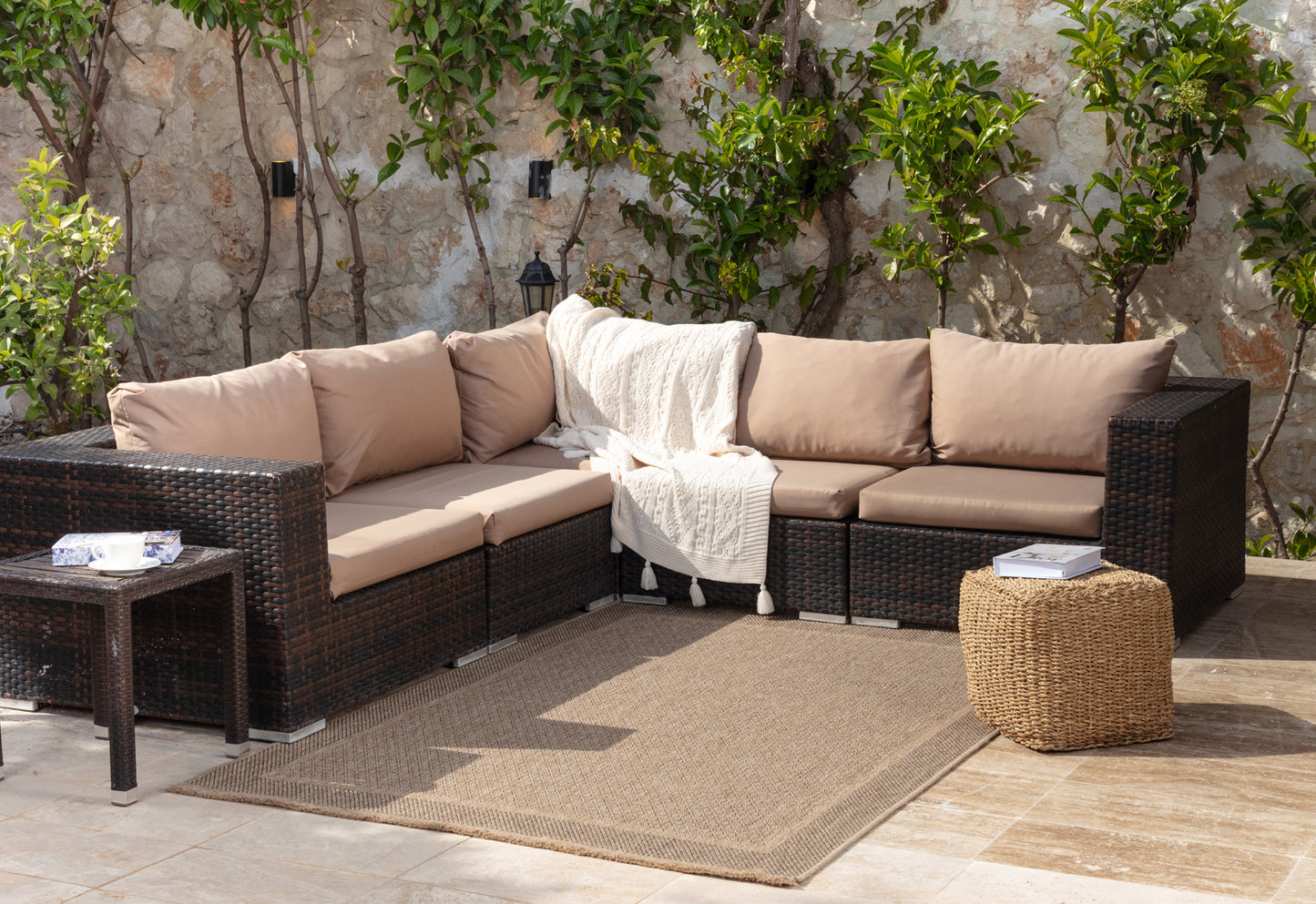 SABRENA Outdoor Jute-Look Teppich I In & Outdoor Boho Wetterfest Teppich für den Balkon, Terrasse, Garten, Küche I Beige, Schwarz