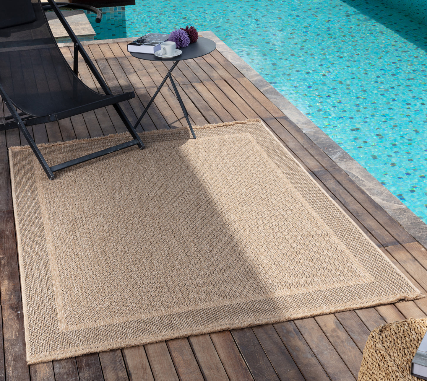 SABRENA Outdoor Jute-Look Teppich I In & Outdoor Boho Wetterfest Teppich für den Balkon, Terrasse, Garten, Küche I Beige, Schwarz